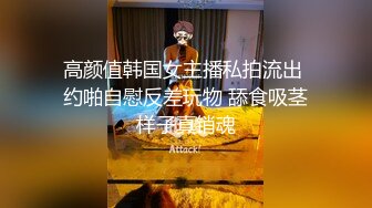 戴眼镜少妇喊上闺蜜一块酒店捉奸，话说妻子这颜值也不赖啊，男的咋想就偷情了 狗男女赤裸裸这下出名啦！