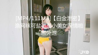 【新片速遞】 &gt;韵味熟女人妻深喉吃鸡啪啪 被两黑祖宗大肉棒三洞全开 骚逼菊花同时双插舒爽至极 最后颜射吃精 [810MB/MP4/18:25]