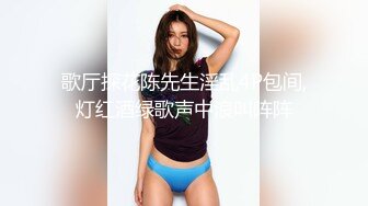 女戰將多年未體驗性愛！把累積的慾火釋放在女班長身上