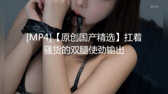 周末大学舍友以为我睡着了 和女朋友在那啪啪啪 被我偷偷的全录了下来 哈哈哈