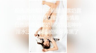 蓝色齐逼短裙女神本人比照片还漂亮 意不意外 惊不惊喜？