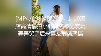 极品车展模特女友，跪在镜子前吃鸡，这身材滋滋滋，太香啦！