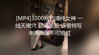 微胖极品小妹露脸激情大秀，听狼友指挥各种展示，还会抖奶呢，揉奶玩逼掰开给狼友看特写