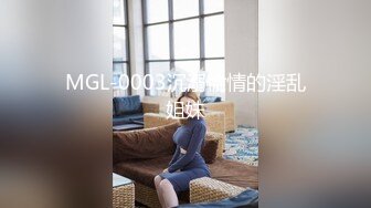 熟女妈妈吃鸡吃精 这个妈妈很有味道 吃的那么认真 爱的那么心疼 最后还要把儿子鸡鸡用嘴清理干净