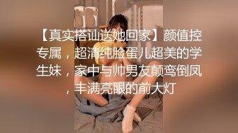 操体育生小哥哥 摄影师小哥忍不住也一起加入了